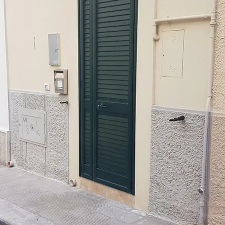 A Da Nicolo Petrale Monopoli